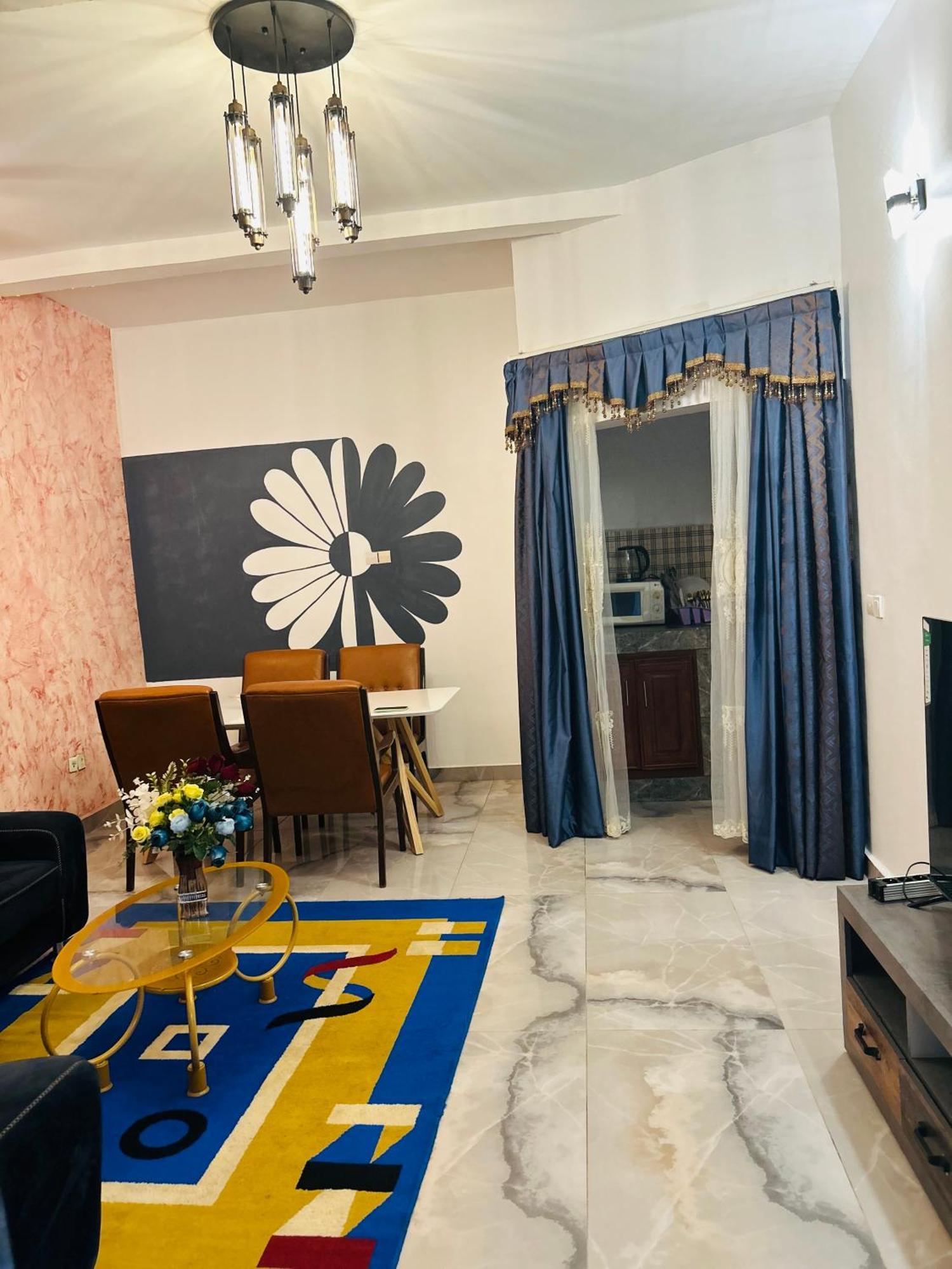 Residence Ambassa Etienne & Therese Яунде Екстер'єр фото